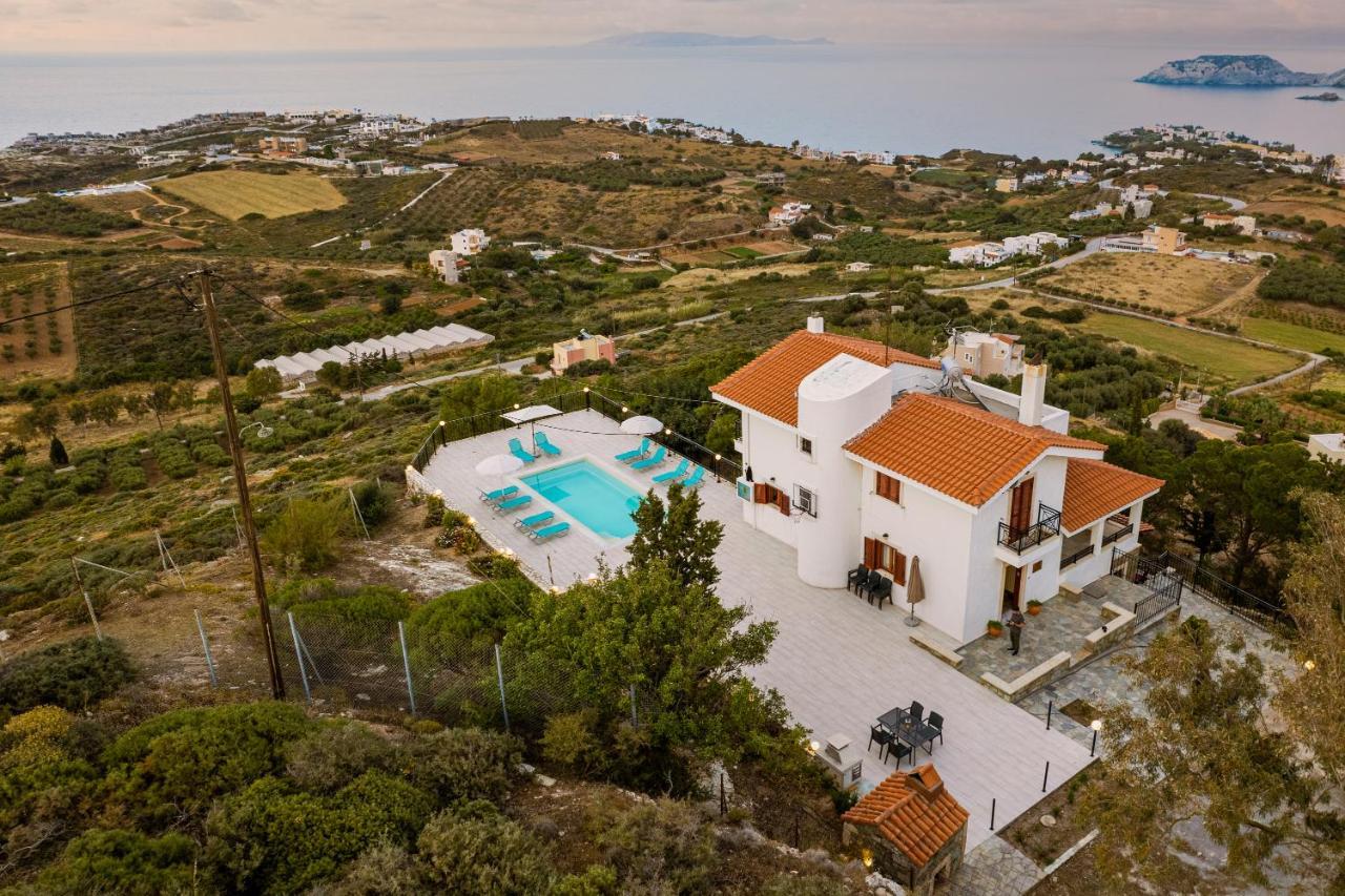 Villa Aura Pine Agia Pelagia  Exterior foto